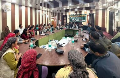 चिड़गांव: सामाजिक न्याय एवं अधिकारिता विभाग द्वारा चिड़गांव में जागरूकता शिविर का आयोजन