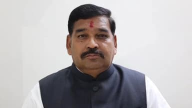 સંતરામપુર: જિલ્લામાં કમોસમી વરસાદના કારણે નુકસાન મામલે પૂર્વ મંત્રી ધારાસભ્ય પ્રતિક્રિયા આપી સર્વે કરી વળતર આપવા રજૂઆત કરી