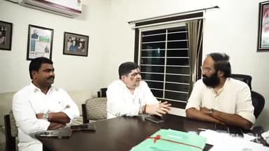 చిగురుమామిడి: మొంథా తుఫాను ప్రభావంతో భారీ వర్షాల నేపధ్యంలో సివిల్ సప్లయ్ మంత్రి ఉత్తమ్ కుమార్ రెడ్డితో పొన్నం, మేడిపల్లి సత్యం బేటీ