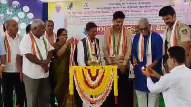 ಧಾರವಾಡ: ವ್ಯಸನ ಮುಕ್ತರಾಗಿ ಗೌರವ ಪಡೆಯಲು ಸಾಧ್ಯ: ರಾಯಾಪುರದಲ್ಲಿ ಧರ್ಮಸ್ಥಳ ಗ್ರಾಮಾಭಿವೃದ್ಧಿ ಯೋಜನೆ ಬಿ.ಸಿ ಟ್ರಸ್ಟ್ ನಿರ್ದೇಶಕ ಡಾ.ಪ್ರಕಾಶ ಭಟ್