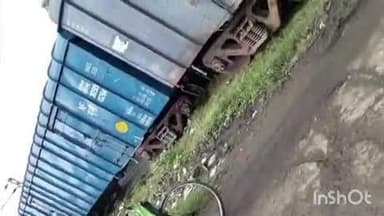 बुढ़ार: अमलाई में मालगाड़ी के पहिये डिरेल, टला बड़ा हादसा, वीडियो में कैद हुई घटना