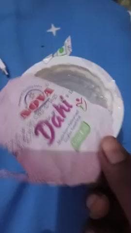 kuch dukan dar ex pire saman sell kar rahe ha mare ap logo se ek hi binti ha ki saman lete same os saman ki date chek 😡