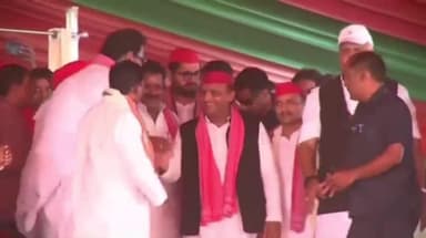 जखनिया: सपा मुखिया अखिलेश यादव का गाजीपुर दौरा, वर-वधू को देंगे आशीर्वाद और नेताओं से करेंगे मुलाकात