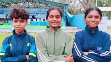 बालोद: गर्ल्स फुटबॉल क्लब डौंडी की तीन खिलाड़ियों का 2025-26 के जूनियर ओपन नेशनल कैम्प के लिए हुआ चयन