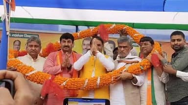 बिक्रमगंज: भाजपा सांसद मनोज तिवारी ने बिक्रमगंज में एनडीए उम्मीदवार के पक्ष में सभा की, नीतीश और मोदी की उपलब्धियों की गिनती की