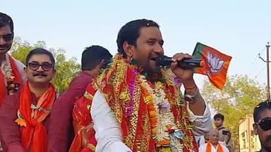 सेवराई: पूर्व सांसद दिनेश लाल यादव 'निरहुआ' ने सीएम योगी से की मुलाकात, सैदपुर भीतरी-सादियाबाद मार्ग की की मांग