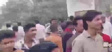 बड़ागांव धसान: राधापुर पोटया गांव में शराब बंदी, शराब बेचने, बनाने और पीने वालों पर लगेगा जुर्माना