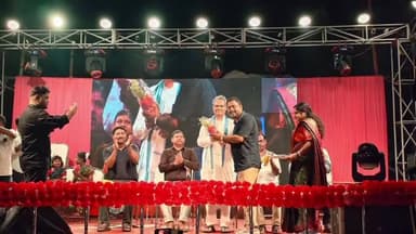 চাপড়া: ঘূর্ণি ক্লাব সংঘবদ্ধের শ্রী শ্রী জগদ্ধাত্রী পূজা পরিক্রমা ও প্রতিমা দর্শন করলেন  চাপড়ার বিধায়ক রূকবানুর রহমান