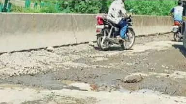 કપરાડા: વડખંભા પાર નદી પરના પુલ પર સળિયા દેખાવા માંડ્યા.હજારો વાહન ચાલકોના જીવને માથે જોખમ