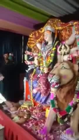 छात्र सदस्य  टोमेन्द्र पाण्डेय ने सकरी अभनपुर मे  देवी दूर्गा का नवमी मे अंतिम दिन में पूजा अर्चना किया
