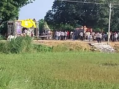 कचरी गांवमें दुर्गा विसर्जन बड़े ही धूमधाम से मनाया गया पुलिस प्रशासन की निगरानी में सब कुछ बड़े शांतिपूर्वक संपन्न हुआ