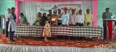 छुरा: नगर पंचायत छुरा में स्वच्छोत्सव के अंतर्गत प्रतियोगिताओं का आयोजन, लुकेश्वरी निषाद ने कहा- स्वच्छता को आदत बनाएं