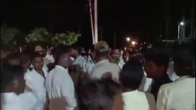 ಚಡಚಣ: ಪಟ್ಟಣದಲ್ಲಿ ಹತ್ಯೆಯಾದ ಭೀಮನಗೌಡ ಬಿರಾದರ್ ಮಗನನ್ನು ಕಿಡ್ನಾಪ್ ಮಾಡಲು ಯತ್ನ ಕುಟುಂಬಸ್ಥರ ಪ್ರತಿಭಟನೆ