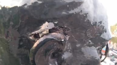 மாதவரம்: சென்னை புழல் கேம்ப் பகுதியில் அம்பேத்கர் சிலையை மறுமண நபர்கள் கற்களை கொண்டு சேதப்படுத்தியுள்ளனர் இதனைத் தொடர்ந்து போலீசார் விசாரணை