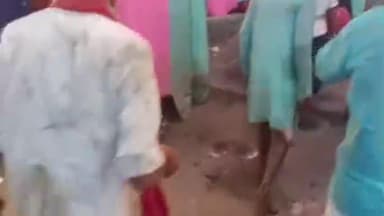 हनुमाननगर: हनुमान नगर प्रखंड के कबीर नगर में देर रात रावण दहन का कार्यक्रम सफल रहा