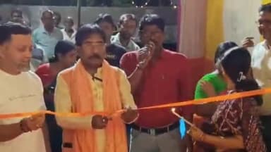 নাকাশিপাড়া: মহিলা সমিতি পরিচালিত পরিচালিত ভেড়ামারা সার্বজনীন পুজোয় উদ্বোধন করলেন সাংসদ জগন্নাথ সরকার