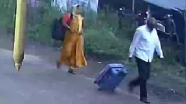 करवीर: भटकी कुत्री पकडून थेट जयसिंगपूर पालिकेत सोडली जातील स्वराज्यक्रांतीचे संस्थापक आदम मुजावर यांचा इशारा