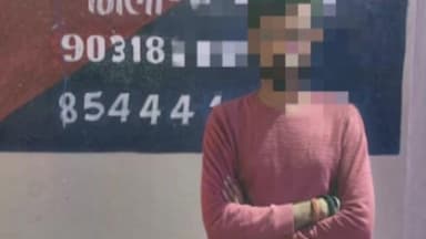 कहलगांव: घोघा थाना पुलिस ने अभियुक्त विशाल कुमार को गिरफ्तार किया