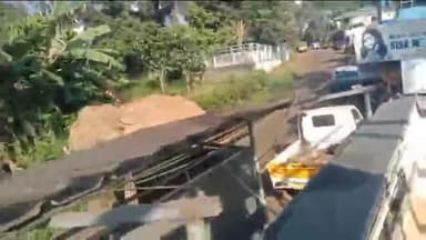 கூடலூர்: செம்பாலா பகுதியில் உலா வந்த காட்டு யானை