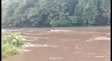 అగోమ్యాచారంగా దేవీపట్నం  మండలంలో వి రామన్నపాలెం పంచాయతీ లో గుంపెనపల్లి,లక్ష్మీపురం  గ్రామాల ప్రజల పరిస్థితి