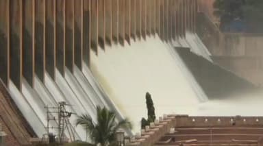 ಬಳ್ಳಾರಿ: ತುಂಗಭದ್ರಾ ಜಲಾಶಯದಿಂದ 2ನೇ ಬೆಳೆಗೆ ನೀರು ಒದಗಿಸಲು ಸಾಧ್ಯವಿಲ್ಲ; ಸಚಿವ ತಂಗಡಗಿ ಹೇಳಿಕೆಗೆ ನಗರದಲ್ಲಿ  ರೈತ ಸಂಘಟನೆಗಳು ಆಕ್ರೋಶ