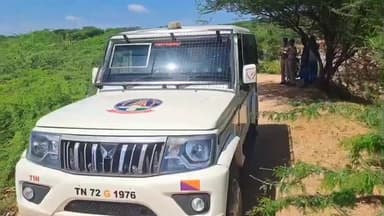 பாளையங்கோட்டை: மேலப்பாட்டம் கல்வெட்டான் குழியில்  கொலை செய்து சடலம் வீச்சு.கொலையாளி சரண்.