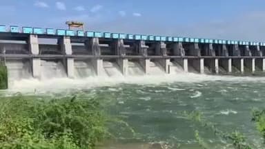 सेलू: लोअर दुधना धरणातून पाण्याचा विसर्ग, सेलू राजवाडी रस्ता बंद