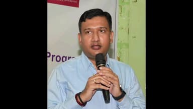 బోథ్: ఇందిరమ్మ ఇండ్ల గుత్తేదారుడిపై కఠిన చర్యలు: ఆదిలాబాద్ జిల్లా కలెక్టర్