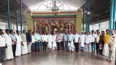 ಲಿಂಗಸೂರು: ರಥೋತ್ಸವಕ್ಕೆ 2ಲಕ್ಷ ದೇಣಿಗೆ, ಭಾವೈಕ್ಯತೆಗೆ ಸಾಕ್ಷಿಯಾದ ಮುಸ್ಲಿಂ ಸಮುದಾಯ