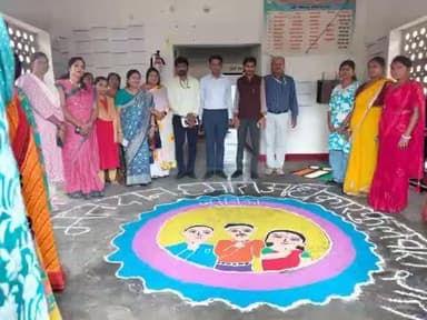 भारत निर्वाचन आयोग की स्वीप टीम ने पटना के विभिन्न क्षेत्रों का दौरा कर मतदाता जागरूकता अभियान का जायजा लिया। अधिकारियों ने स्थानीय लोगों से फीडबैक भी लिया। जिला प्रशासन, पटना के अथक प्रयासों की सराहना की गई।