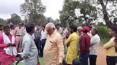 मानपुर: मझौली के चहली तिराहे पर ग्रामीणों का प्रदर्शन, SDM को सौंपा ज्ञापन, सड़क और पुल बनाने की मांग