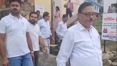 কাটোয়া ১: এক বছরে ১১ কাটোয়ায় ভাগীরথী জলে ডুবে জনের মৃত্যু! গঙ্গায় স্নানে মৃত্যু রুখতে প্রশাসনের কাটোয়ায় ৬টি ঘাট পরিদর্শন