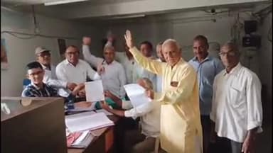 વિજાપુર: વિજાપુર કિસાન સંઘ દ્વારા કમોસમી વરસાદ માં ખેડૂતો ને  મગફળી કપાસ  નુકશાન ની સહાય માટે મામલતદાર ને આવેદન પત્ર આપ્યું