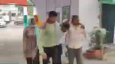 सियाना: कोतवाली क्षेत्र के ग्राम वैराफिरोजपुर में मामूली विवाद को लेकर गांव के लोगों पर मारपीट कर घायल करने का आरोप लगाया गया