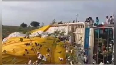 ರಾಯಚೂರು: ಹತ್ತಿ ವಾಹನ ಸಾಗಿಸುತ್ತಿದ್ದಾಗ  ಚಾಲಕನಿಗೆ ಹೃದಯಾಘಾತ ಸಾವು