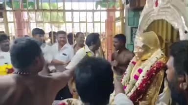 கமுதி: பசும்பொன் தேவர் நினைவிடத்தில் ஸ்ரீதர் வாண்டையார் பூசாரியை தாக்கியதால் பரபரப்பு