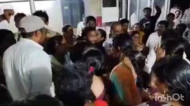 జూలూరుపాడు: ప్రేమ జంట వ్యవహారంలో జూలూరుపాడు పోలీస్ స్టేషన్ వద్ద ఉద్రిక్తత, స్టేషన్లోకి చొచ్చుకు వచ్చిన అమ్మాయి తరపు బంధువులు