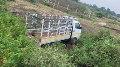 વાંકાનેર: વાંકાનેરના મિતાણા રોડ પર અરણીટીંબાના બોર્ડ પાસે મોડી રાત્રિના સર્જાયો ગમખ્વાર અકસ્માત, પંચાસર ગામના યુવાનનું કરૂણ મોત