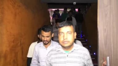 মঙলদৈ ভাগ: মঙলদৈ ড্ৰিম থিয়েটাৰ হলত ৬ টা দৰ্শনী প্ৰদৰ্শন কৰিব ৰৈ ৰৈ বিনালে চিনামাখনে,7-15মিনিটৰ পৰা আৰম্ভ প্ৰথম দৰ্শনী