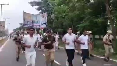 भिनगा: सरदार पटेल जी की 150वीं जयंती पर रन फॉर यूनिटी के तहत पुलिस लाइन भिनगा से एकता की दौड़ शुरू हुई, दिलाई गई शपथ