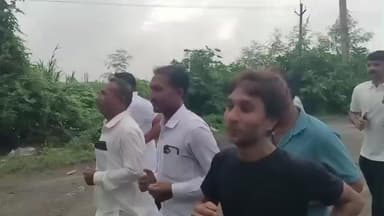 ઝઘડિયા: રાજપારડી અને ઉમલ્લા પોલીસ દ્વારા એકતા પરેડ યોજાઇ, સ્થાનિક નાગરિકો પણ જોડાયા .