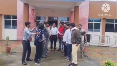 घंसौर: अजय ठाकरे पर कार्रवाई के विरोध में पत्रकारों ने घंसौर में किया प्रदर्शन, SDM को सौंपा ज्ञापन