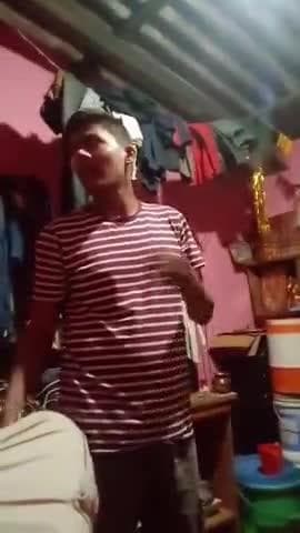 छठ पूजा जैसे माहपरब का अपमान करते हुए और हिन्दू होने के बाद भी हिन्दू धर्म का कर रहा विरोध ये शक्श नितेश कुमार