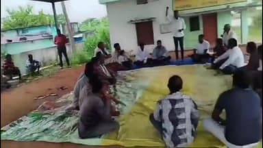 ధర్మపురి: ప్రమాద వసాత్తు మరణించిన గొర్ల కాపారులకు ఐదు లక్షల ఎక్స్ గ్రేషియా ప్రకటించే వరకు పోరాటం కొనసాగిస్తాం-గనవేని మల్లేష్ యాదవ్