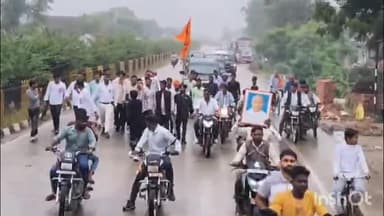 सोरांव: मऊआइमा में सरदार वल्लभ भाई पटेल की जयंती पर आयोजित दौड़ प्रतियोगिता व संदेश यात्रा