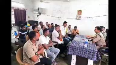 મોરવા હડફ: મોરવા હડફ પોલીસ મથકે જિલ્લા પોલીસ વડાની ઉપસ્થિતિમાં લોક દરબાર યોજવામાં આવ્યો હતો