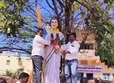 అచ్చంపేట: అచ్చంపేటలో తొలి మహిళా ప్రధాని భారతరత్న ఇందిరా గాంధీ వర్ధంతి