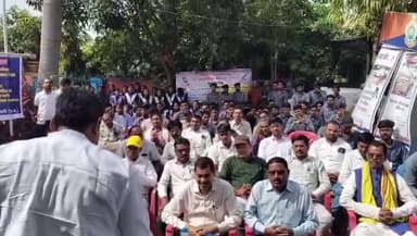 मगरलोड: करेली चौकी में सरदार वल्लभ भाई पटेल की जयंती पर विभिन्न कार्यक्रमों के साथ सद्भावना दौड़ का भी आयोजन हुआ