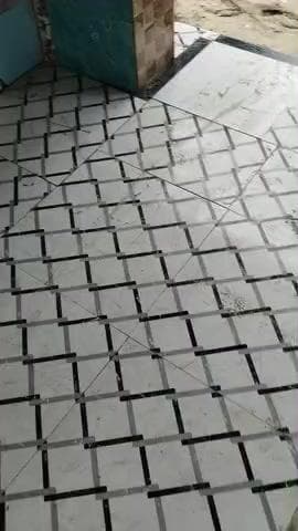 त्रिवेणीगंज प्रखंड के पीलवा पंचायत वार्ड नंबर 14 15 महोलिया तमकुलहा का यात्री सेट है उसी का यह है देखिए क्या हाल है