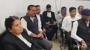 निवास: मध्यस्थता केंद्र निवास में जिला न्यायाधीश की उपस्थिति में मध्यस्थता जागरूकता का आयोजन किया गया